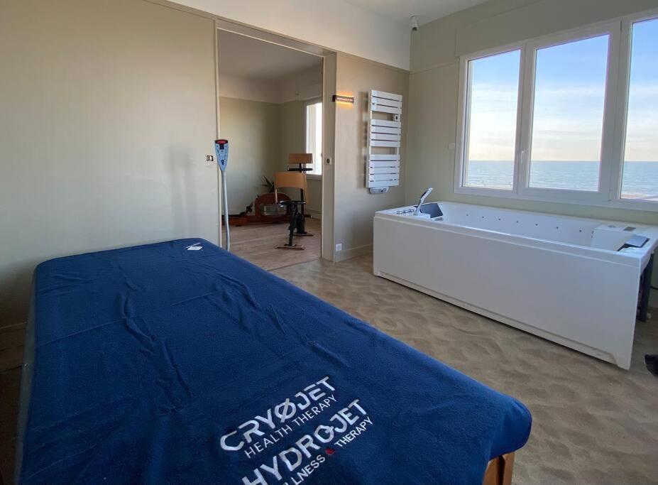 Spa Privatif Face Mer Riva Romantic & Spa Ouistreham Buitenkant foto